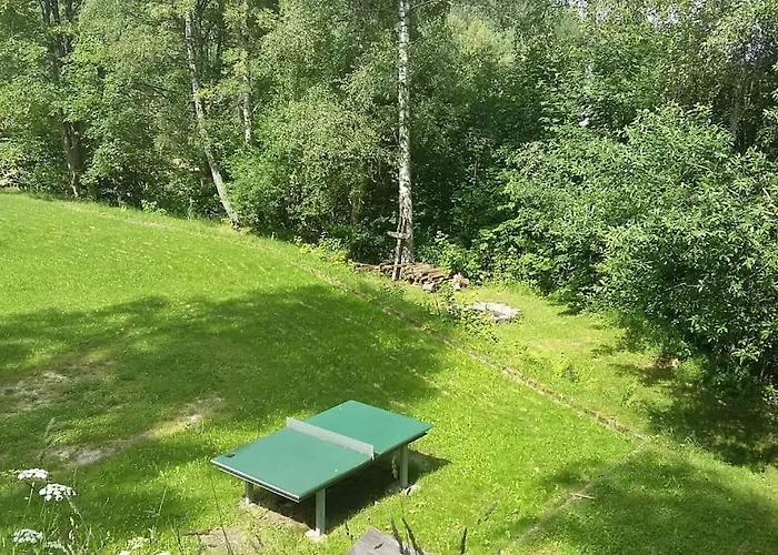 Srni- Cerveny Byt/ Dvojdomek U Hotelu Vydra